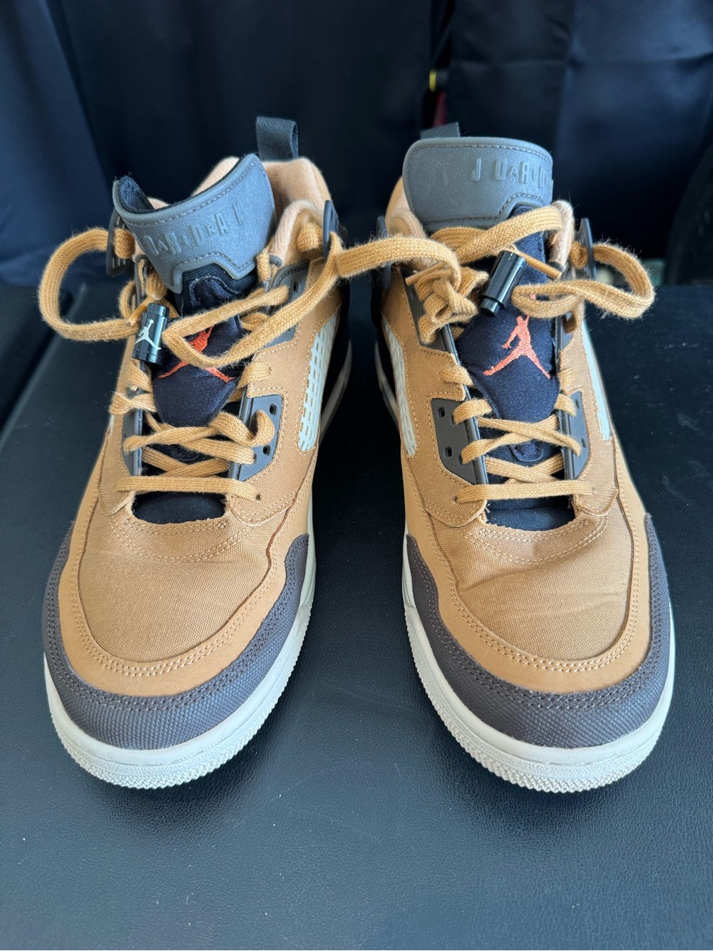 Jordan Men’s Brown & Black Low-Top Sneakers